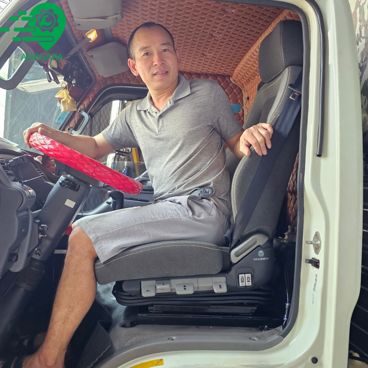 Ghế hơi Grammer MSG90.3 lắp đặt trên xe Isuzu