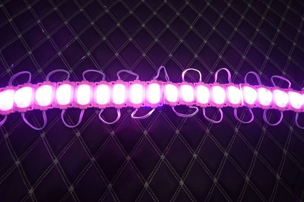Đèn led mắt trâu màu đỏ 